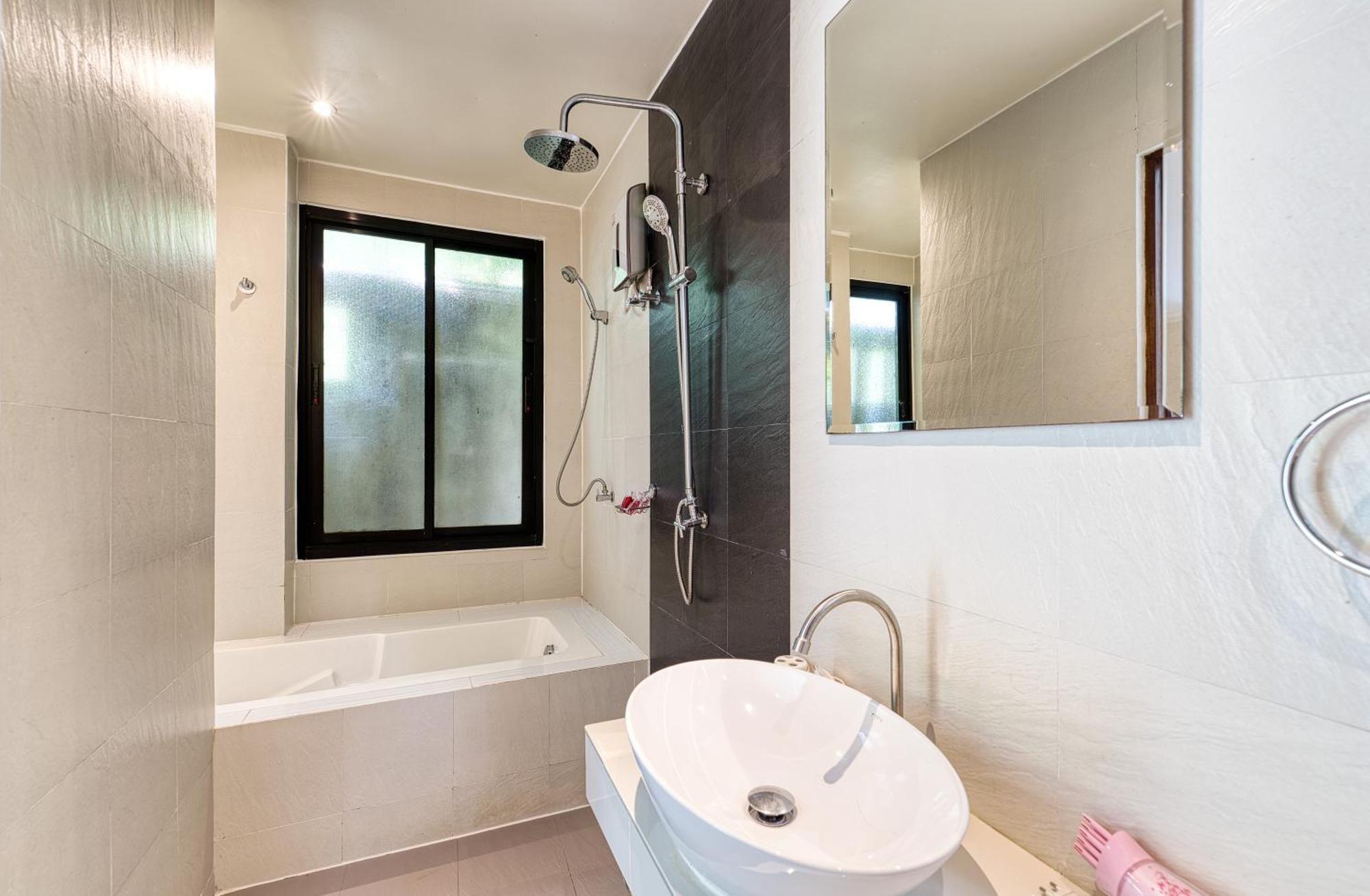 'צ'אוונג ביץ Baan Rawee Villas מראה חיצוני תמונה